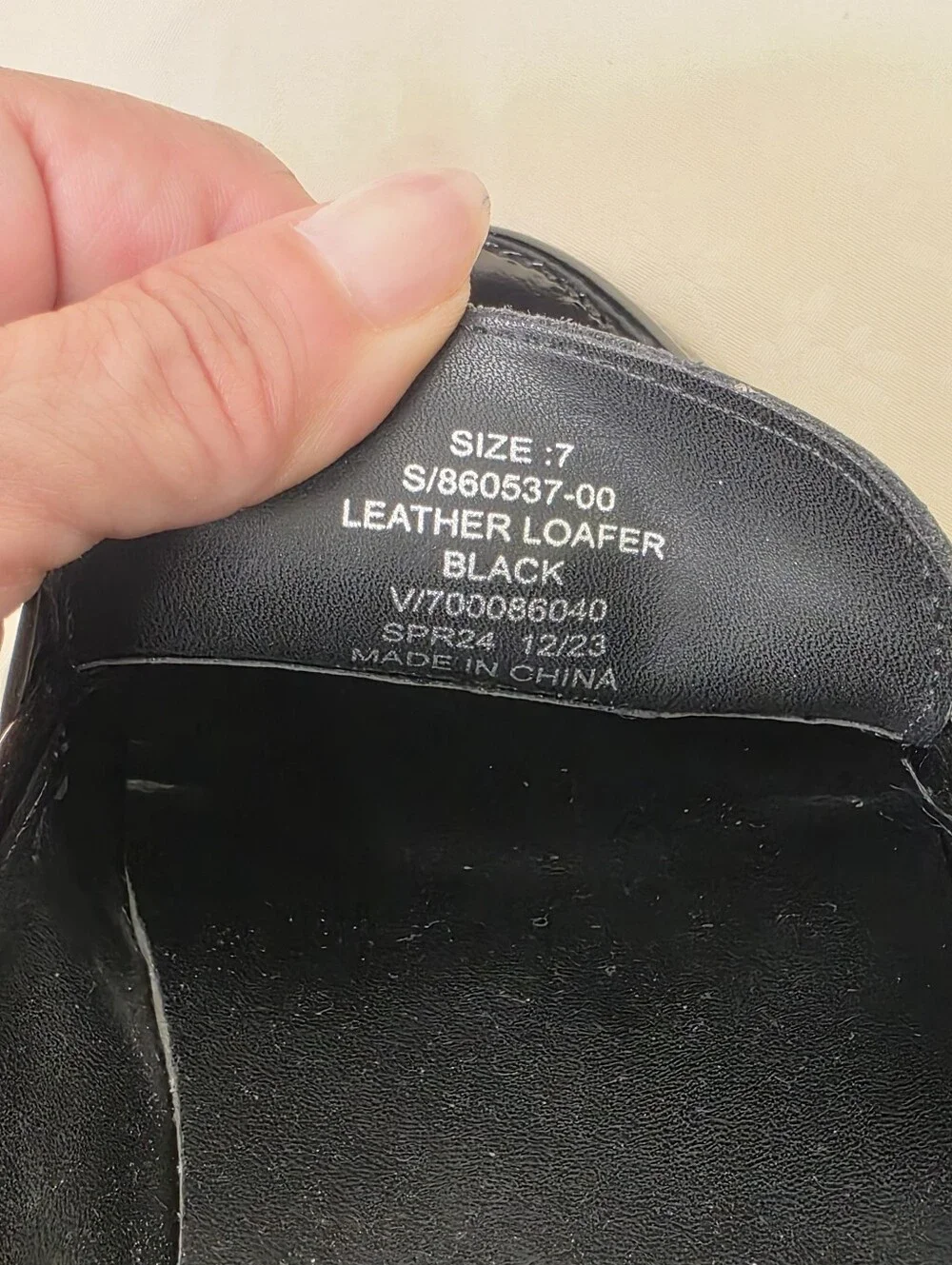 Banana Republic Black Leather Penny Loafers Size 7 Classic Preppy Minimalist